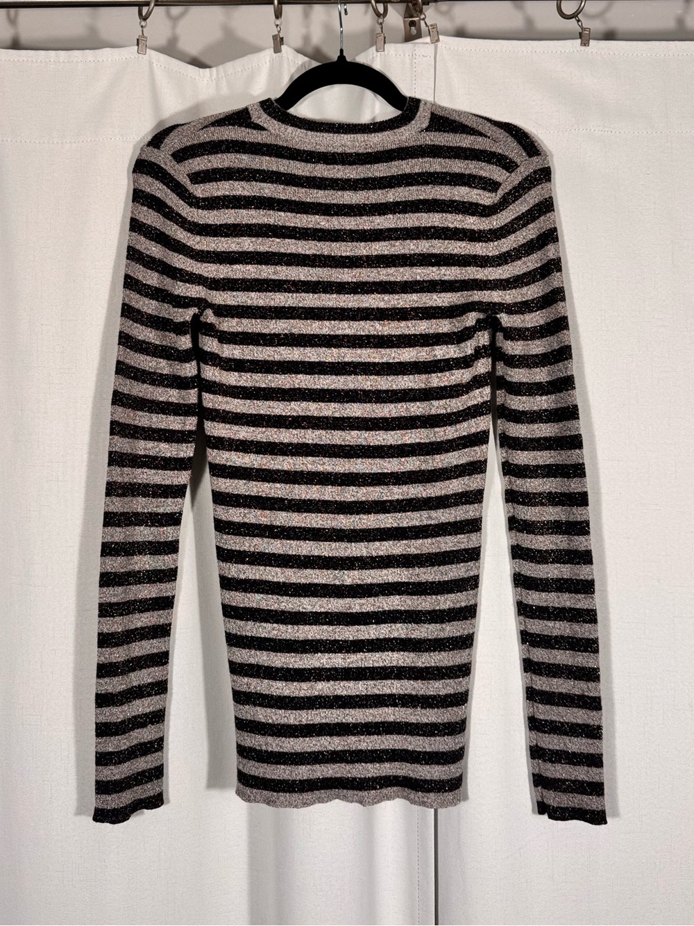 Who What Wear Black & Cream Metallic Stripe Knit Top - Picture 4 of 8